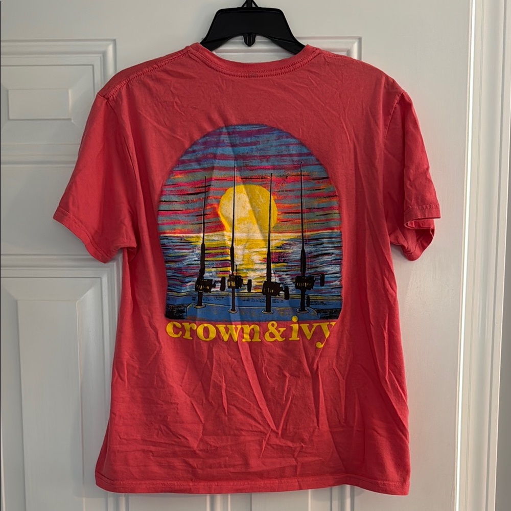 • Crown & Ivy Red Graphic T-Shirt for Men